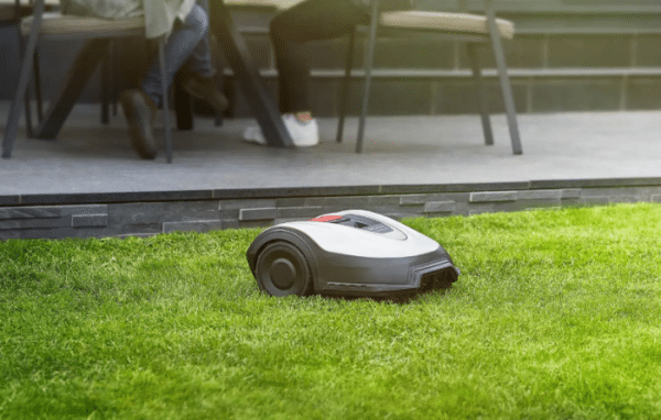 Honda MIIMO 70 Live Robotic Lawnmower - Image 4