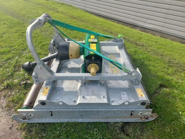 Used Major MJ65-150-2R Tractor mounted rear roller mower at the Best Price