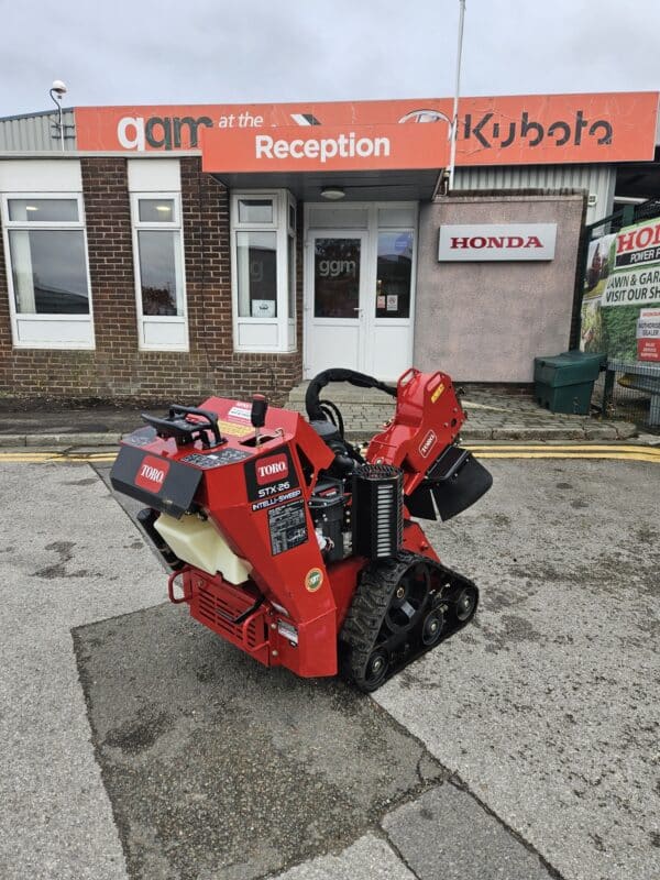 Ex Hire Toro STX26 Tracked stump grinder - Image 6