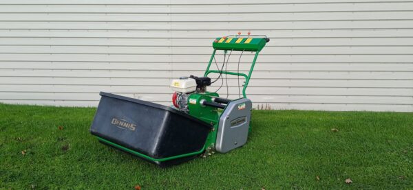 Used Dennis G860 Commercial pedestrian dedicated cylinder mower - Image 3